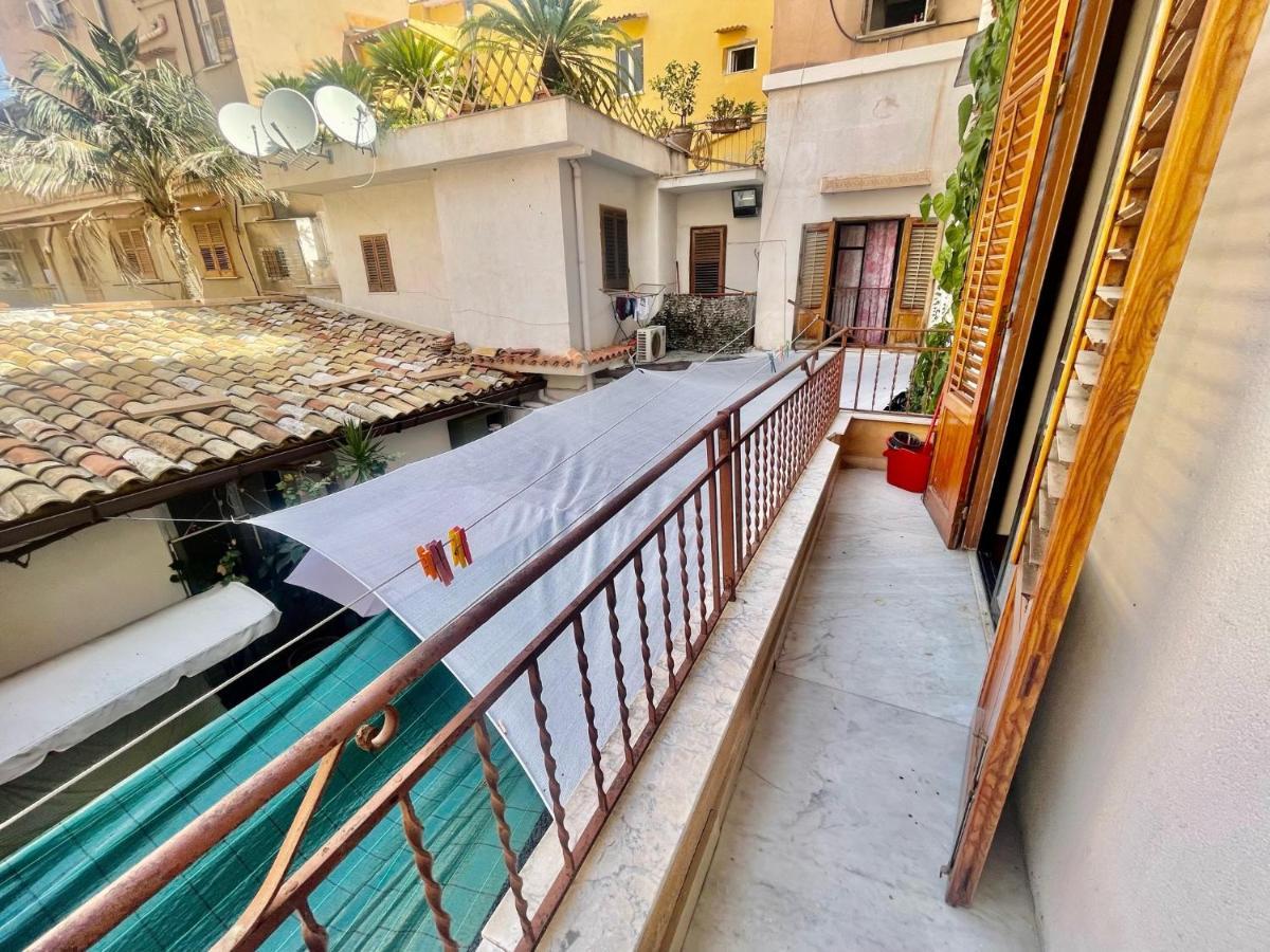 Apartament Dimora Di Maury A Due Passi Dai Trasporti E Da Ballaro 巴勒莫 外观 照片