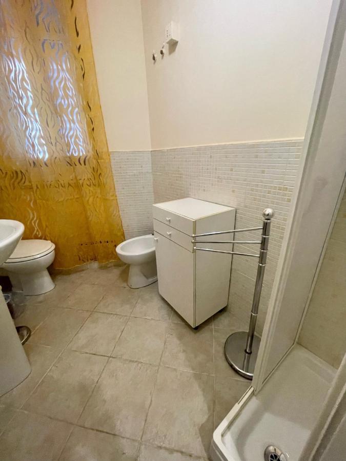 Apartament Dimora Di Maury A Due Passi Dai Trasporti E Da Ballaro 巴勒莫 外观 照片