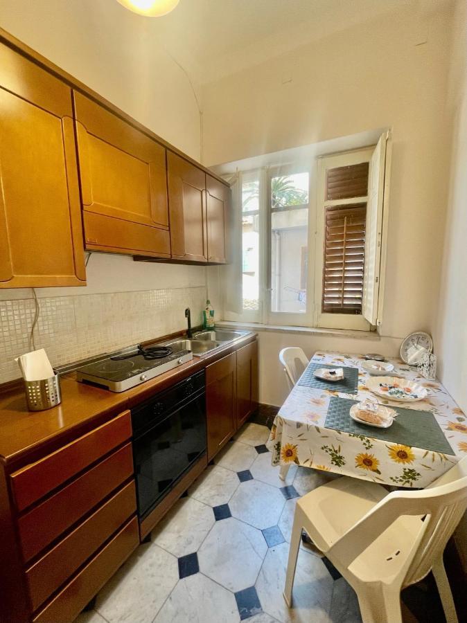 Apartament Dimora Di Maury A Due Passi Dai Trasporti E Da Ballaro 巴勒莫 外观 照片