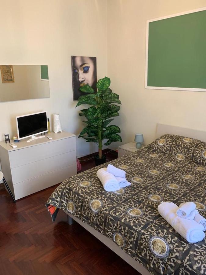 Apartament Dimora Di Maury A Due Passi Dai Trasporti E Da Ballaro 巴勒莫 外观 照片