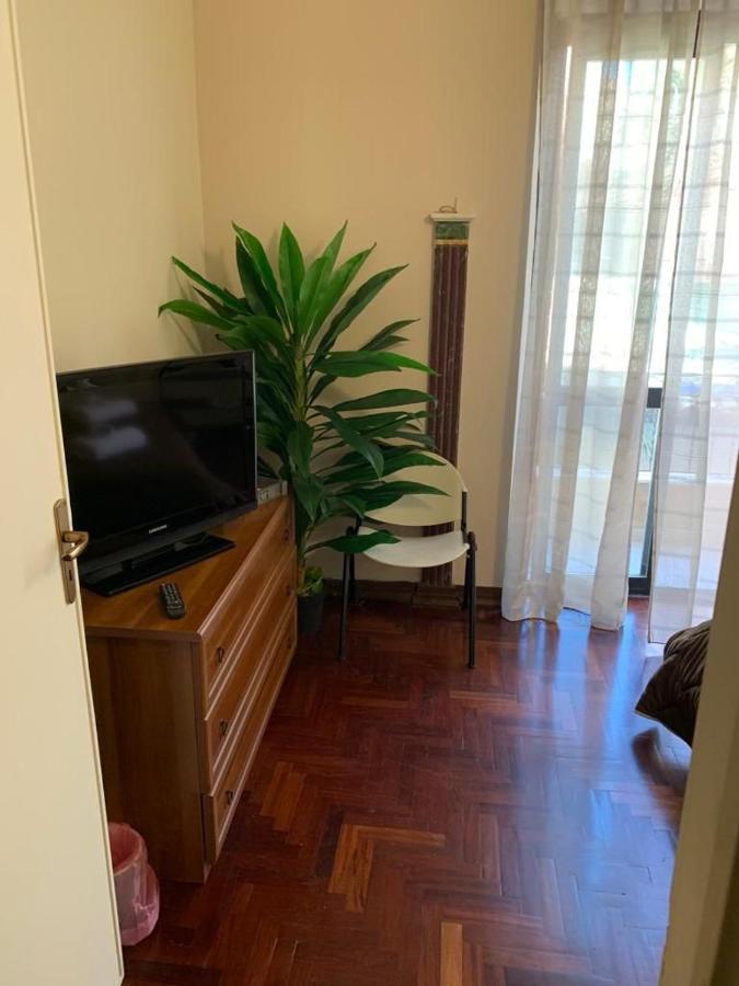 Apartament Dimora Di Maury A Due Passi Dai Trasporti E Da Ballaro 巴勒莫 外观 照片